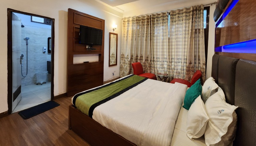 instead of deluxe room in kasauli