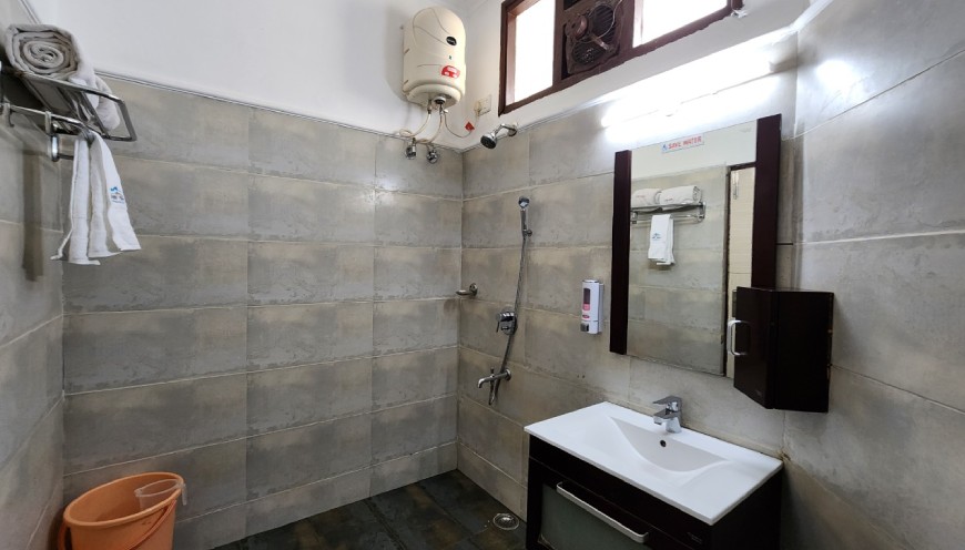 Valley view rooms in Kasauli
