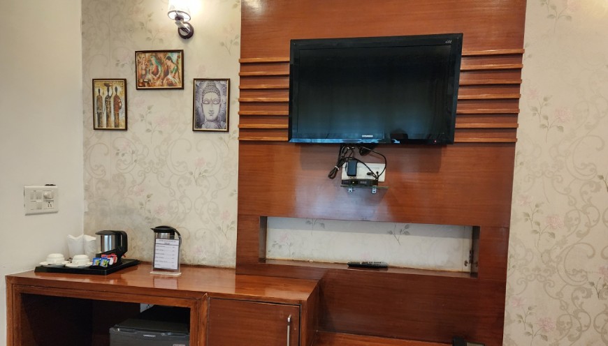 Valley view rooms in Kasauli